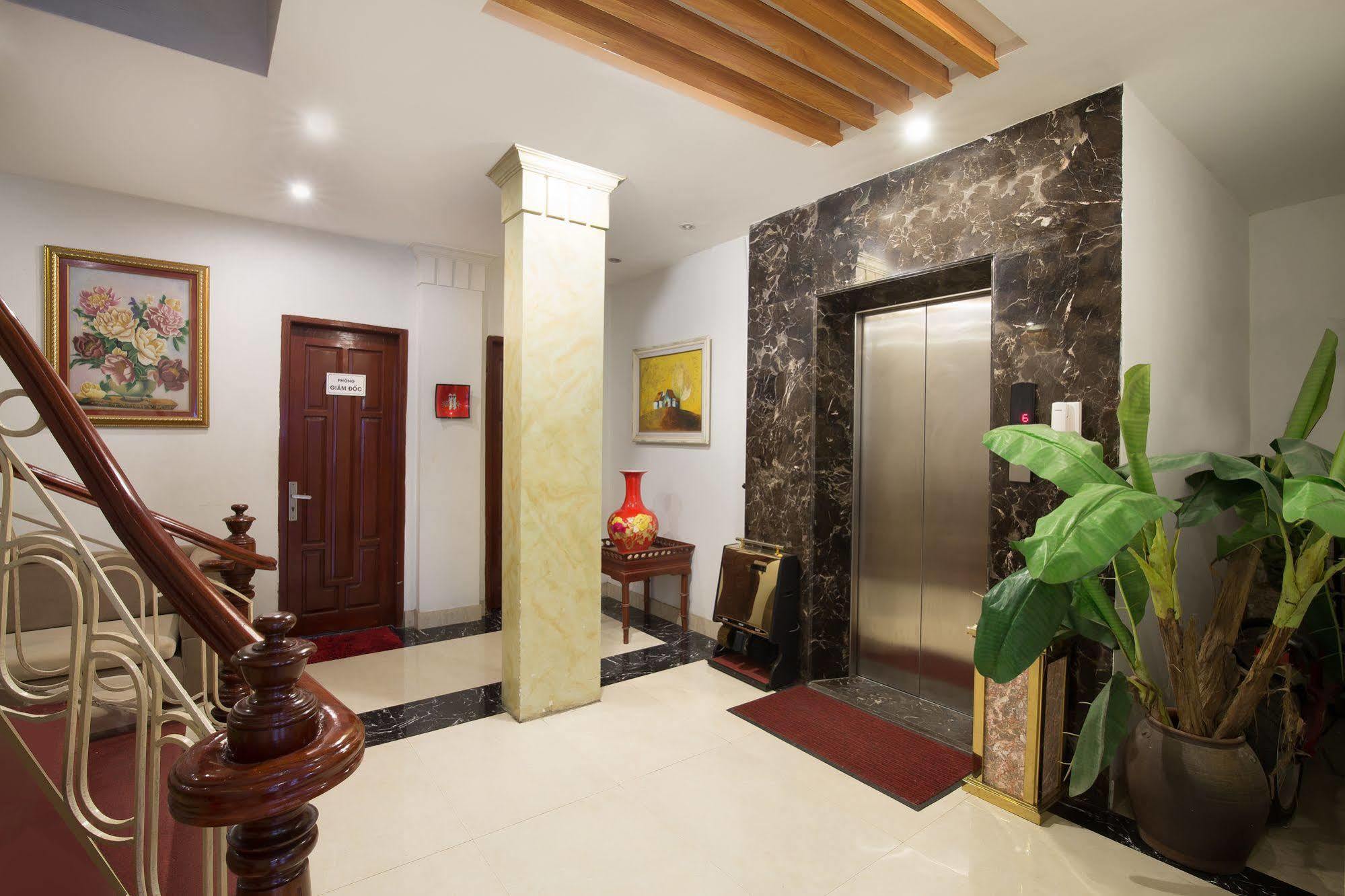 Super Oyo Capital O 1173 Le Grand - The Ruby Hotel Hanoi